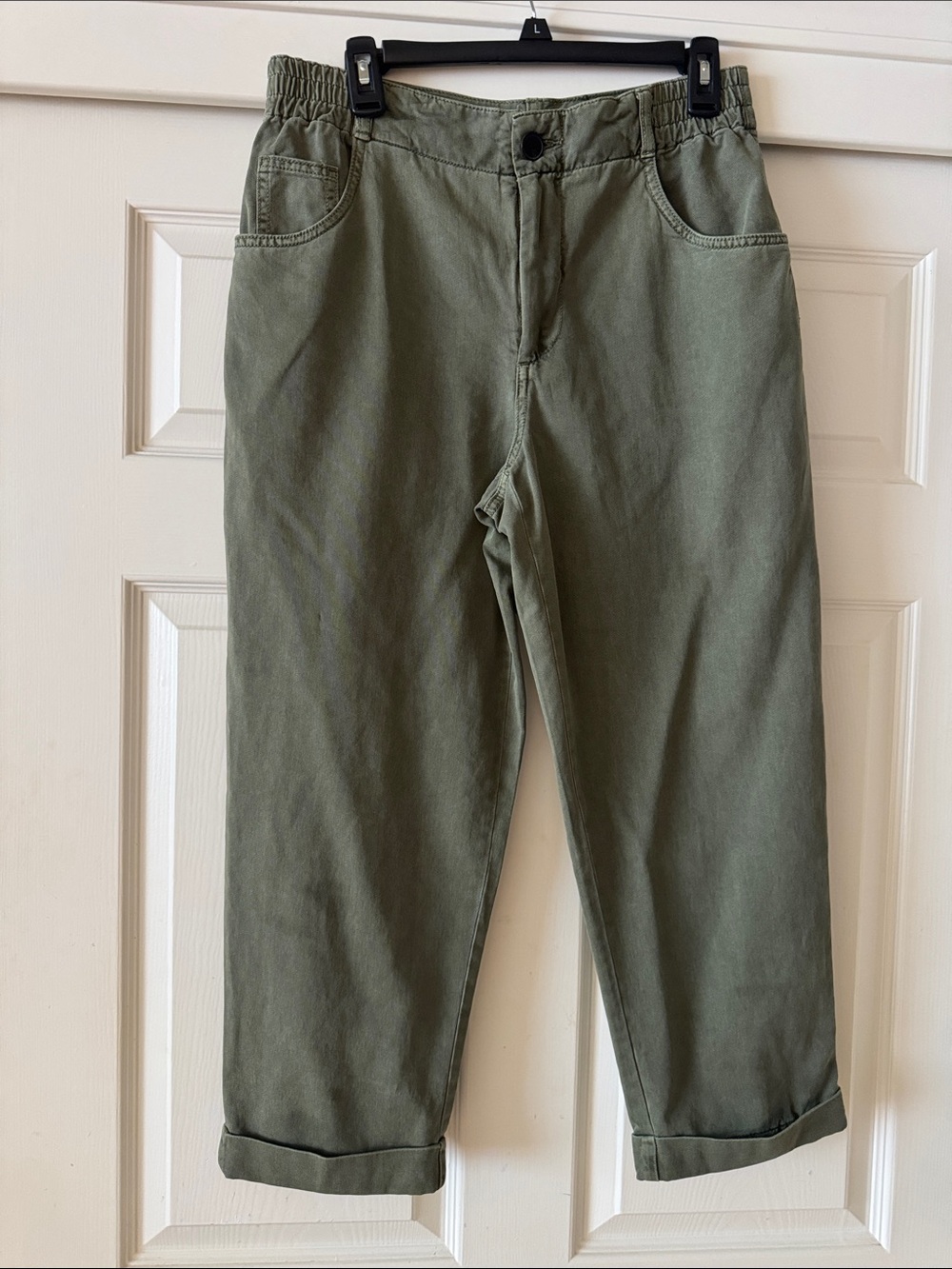 Zara Cropped Ankle Pants in Olive Green